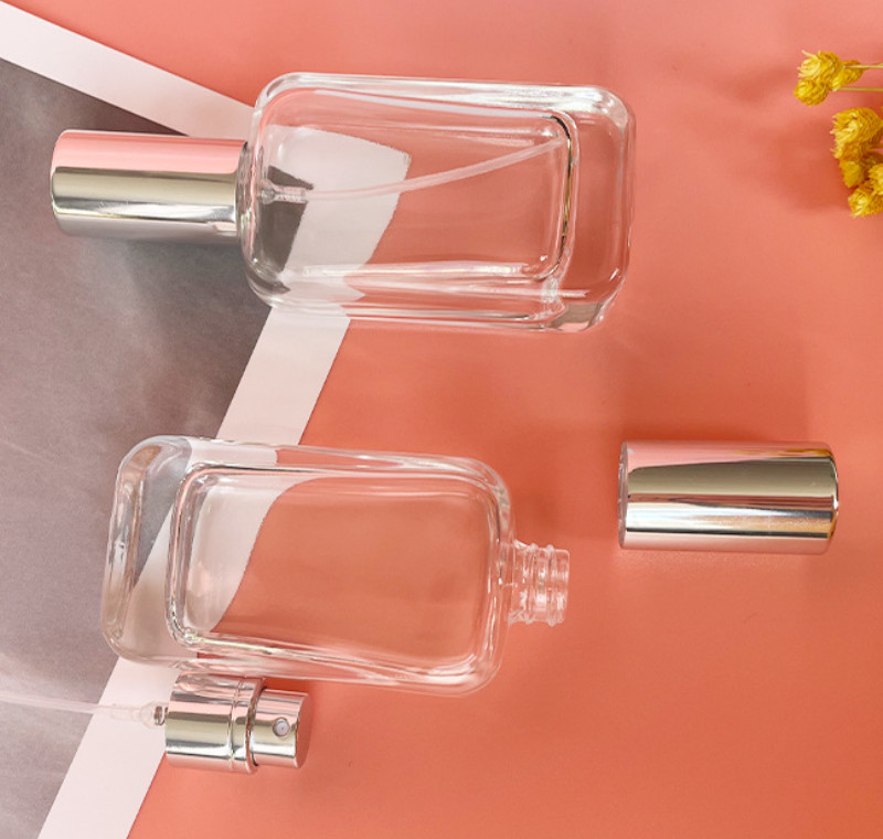 Factory Wholesale New Empty Oil Perfume Spray Bottle Luxury 30ml 50ml 100ml Clear Square